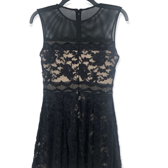 Badgley Mischka black sleeveless lace dress - Picture 4 of 5